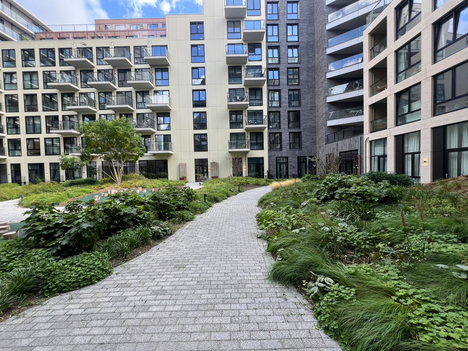 Mies van der Rohestraat